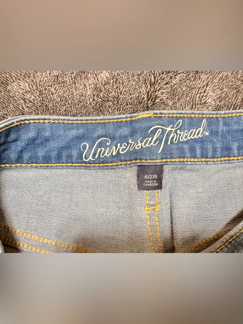 Universal Thread Light Blue Ripped Skinny Jeans - Picture 2 of 4
